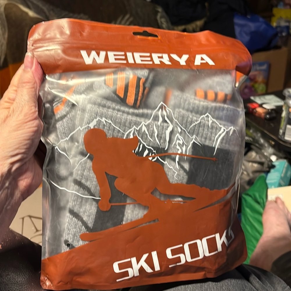Weierya Black/Grey Wool Ski Socks 2 Pairs Size XL.  New Sealed!